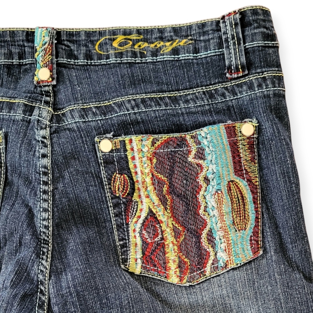 Vintage COOGI Cropped Mid-Rise Denim Jeans with Embroidered Pockets - Picture 4 of 9